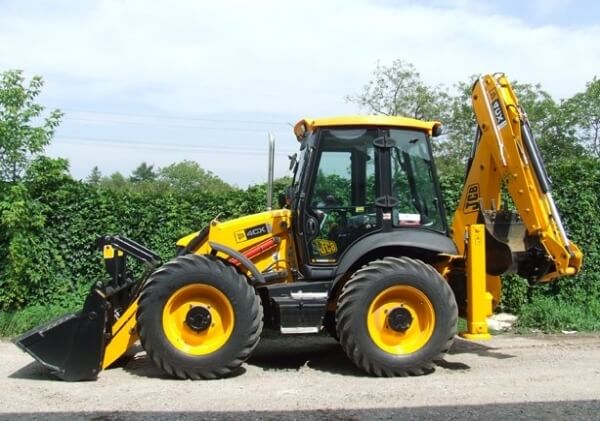 Экскаватор-погрузчик JCB 4CX