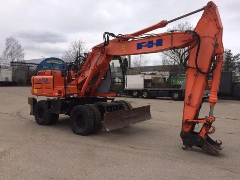 Колесный экскаватор FIAT-HITACHI ЕХ165