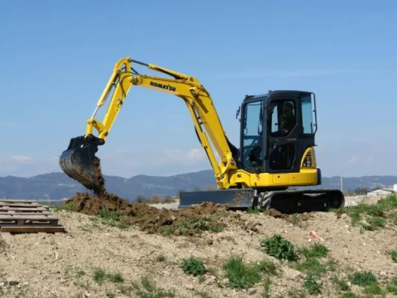 Мини-экскаватор Komatsu PC45R-8