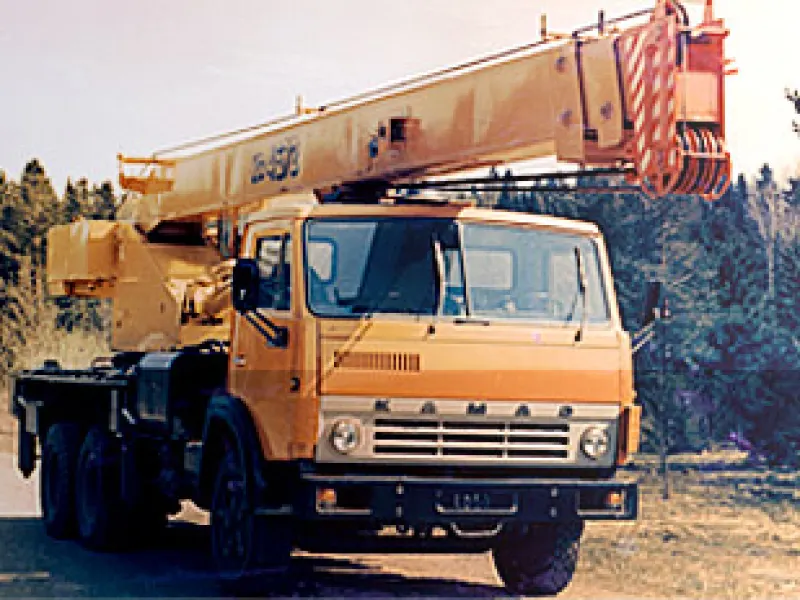 Автомобильный кран КС-4572