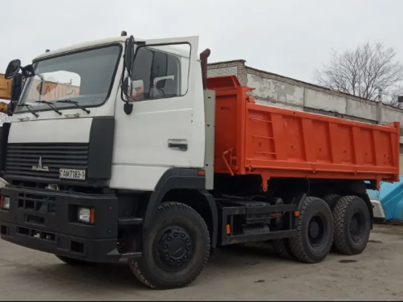 МАЗ-6501А8