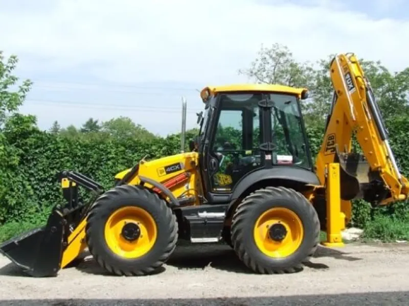 Экскаватор-погрузчик JCB 4CX