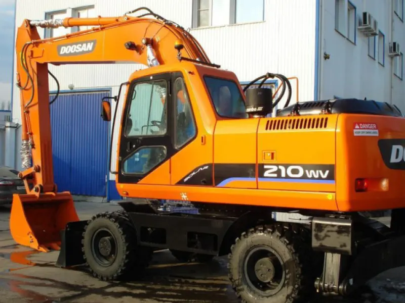 Экскаватор Doosan SOLAR 210WV
