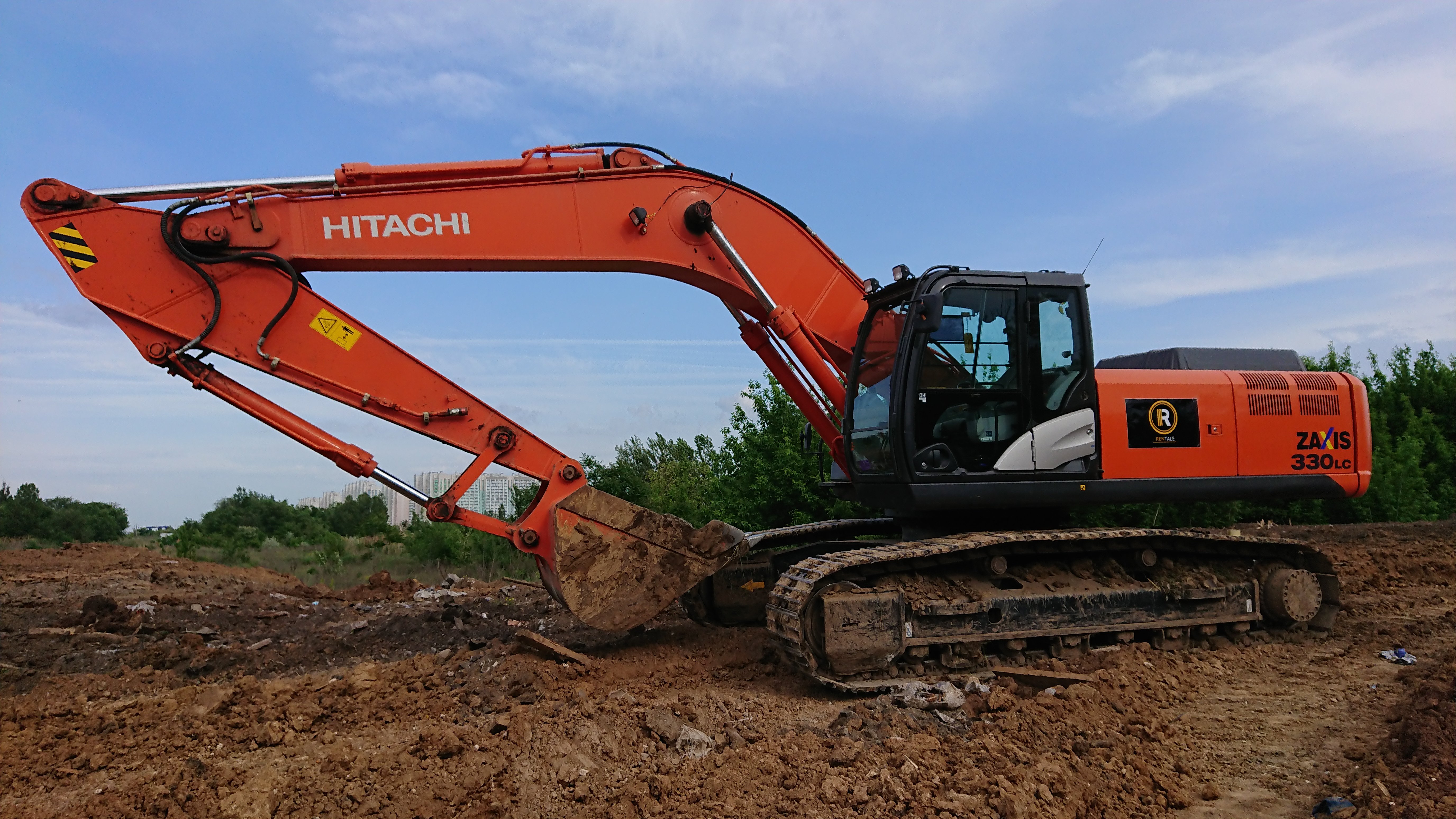 Гусеничный экскаватор Hitachi ZX 330L 34 тонны